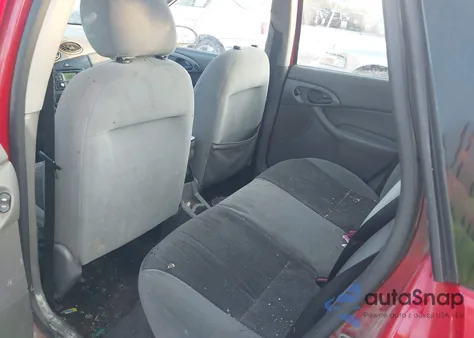 2003 Ford Focus Se z USA, uszkodzony, nr VIN 1FAFP34333W326328